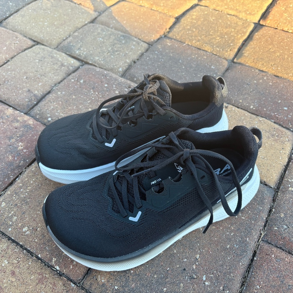 Women's Size 8 ALTRA FWD VIA Road Running/Walking Shoes